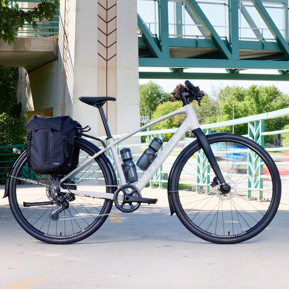 velo-hybride-trek-26-dumoulin-bicyclettes-montreal-quebec2026-FX-Sport-Starkweather-Lifestyle-Primary-Final